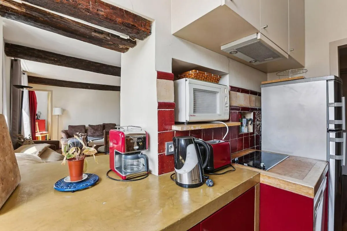 Apartment Place Contrescarpe 2 Bedroom Flat Paris France
