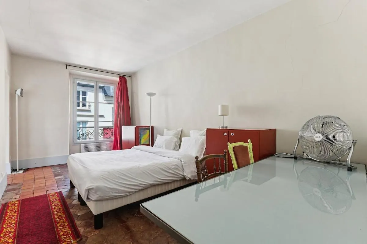 Place Contrescarpe 2 Bedroom Flat パリ 0*,  フランス
